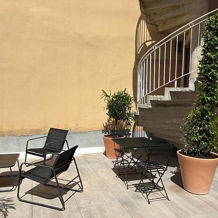 Studio Spacieux Avec Patio En Centre Ville Cavalaire-sur-Mer Exteriör bild